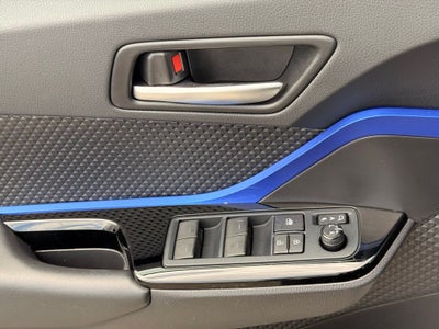 2021 Toyota C-HR XLE POWER LIFTGATE
