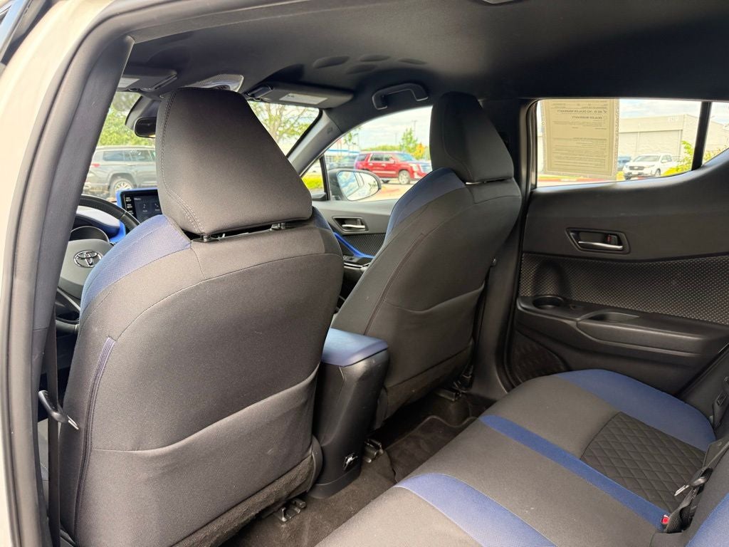 2021 Toyota C-HR XLE POWER LIFTGATE