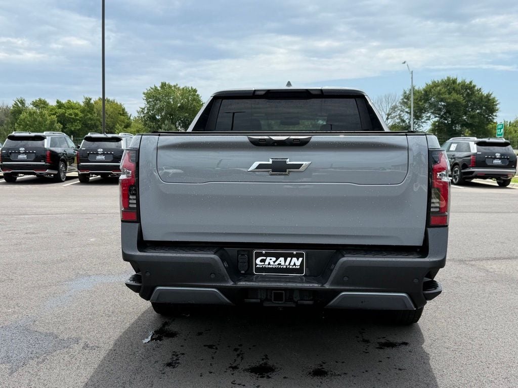 2025 Chevrolet Silverado EV LT