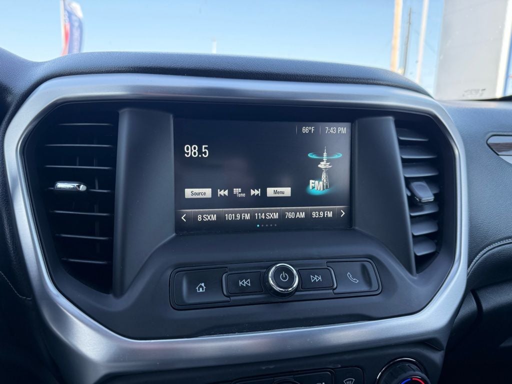 2017 GMC Acadia SLE-2