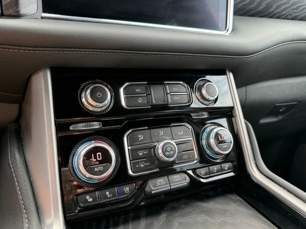 2022 GMC Yukon XL Denali