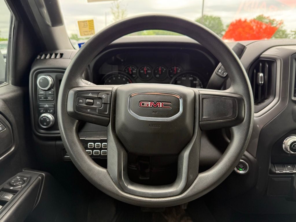 2023 GMC Sierra 1500 Pro