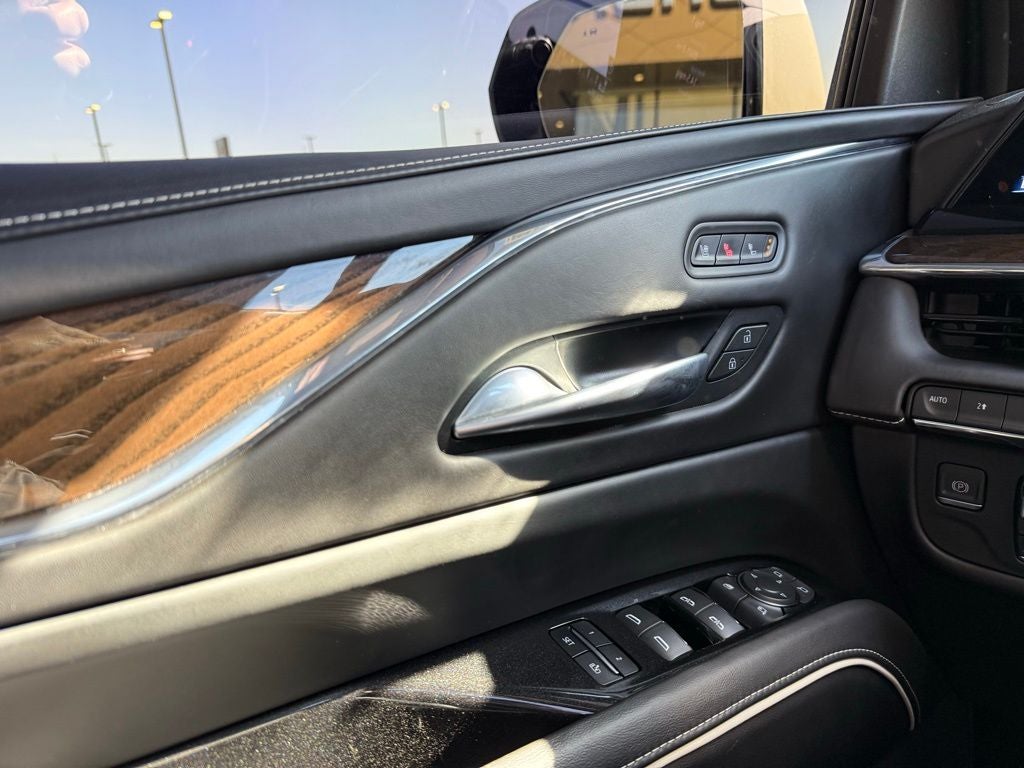 2023 Cadillac Escalade Sport Platinum