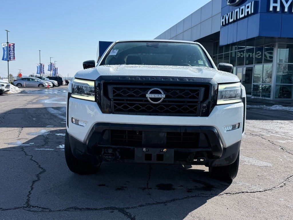 2023 Nissan Frontier SV
