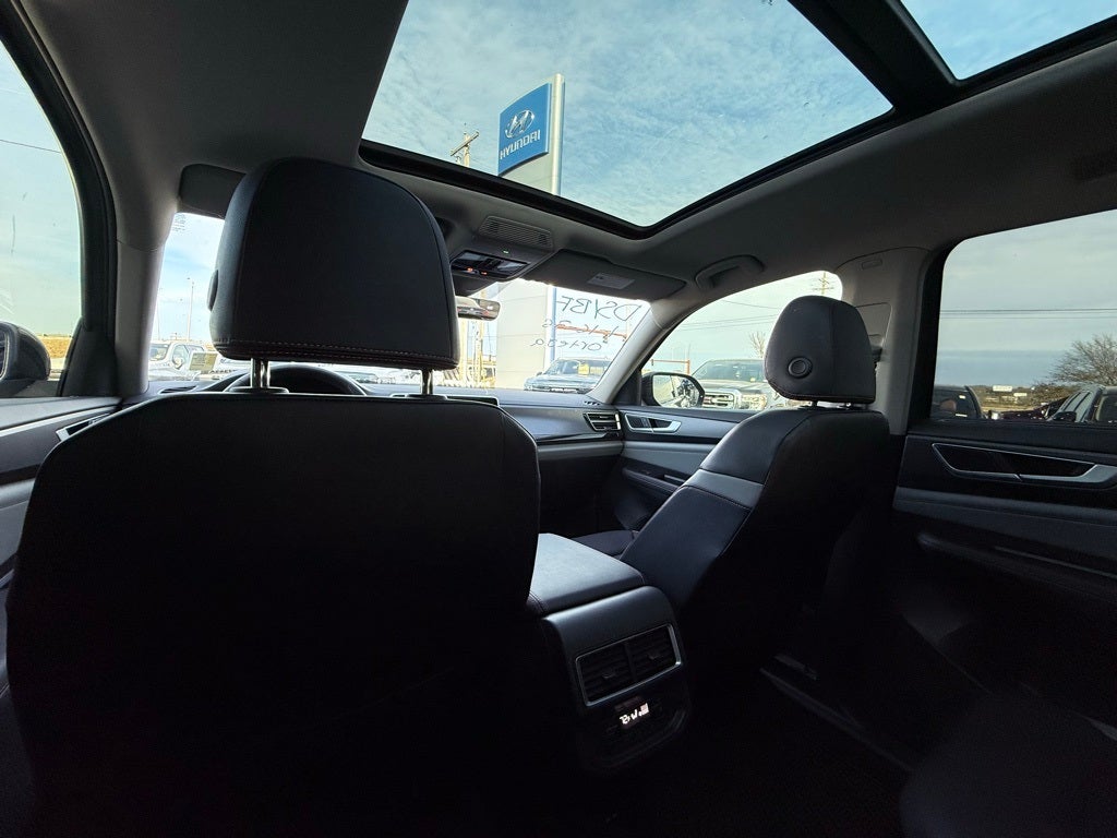 2024 Volkswagen Atlas 2.0T Peak Edition SE w/Technology lifted, wheels, tires