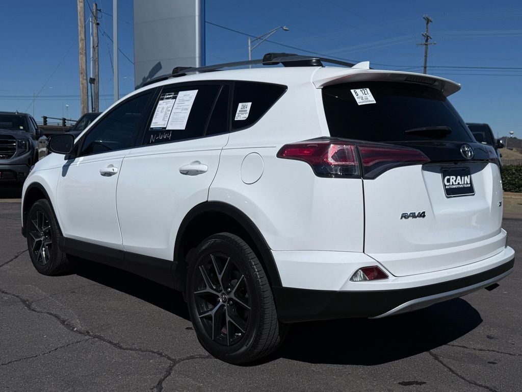 2018 Toyota RAV4 SE