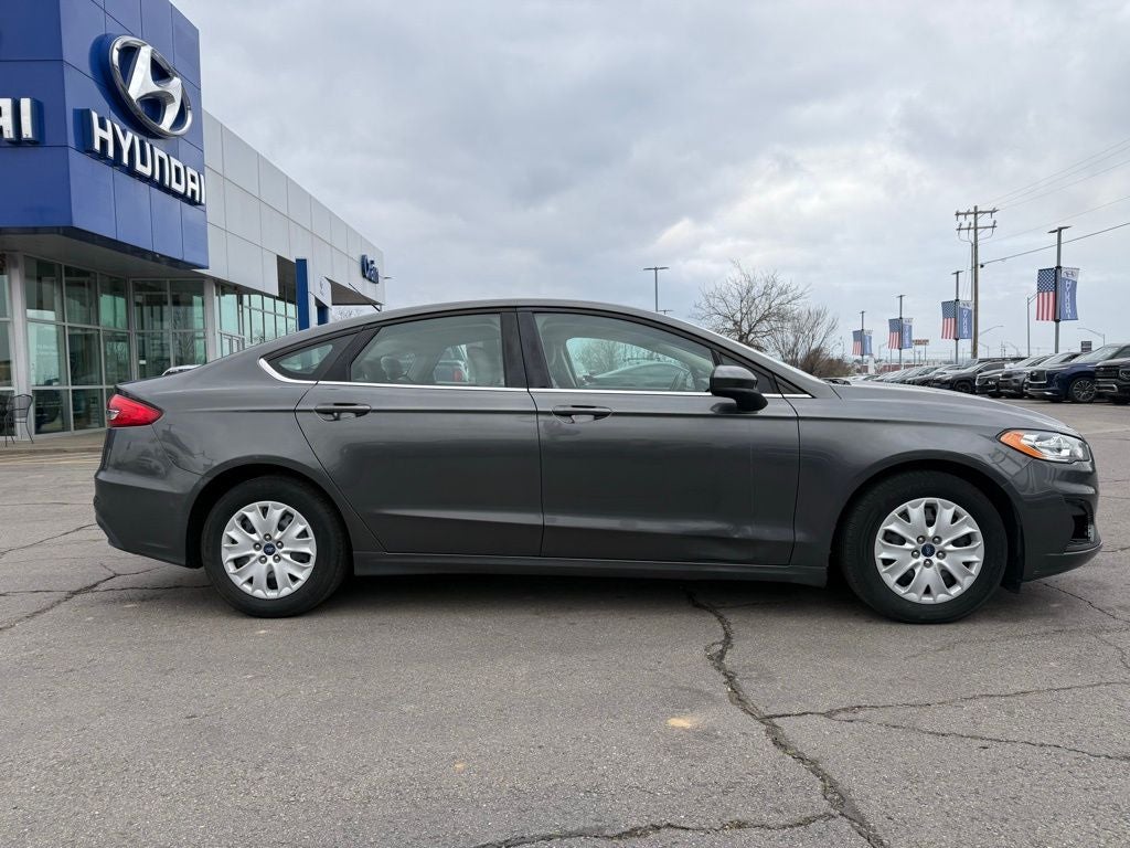 2019 Ford Fusion S