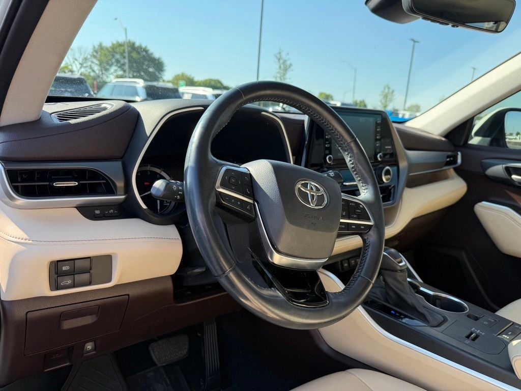 2021 Toyota Highlander XLE