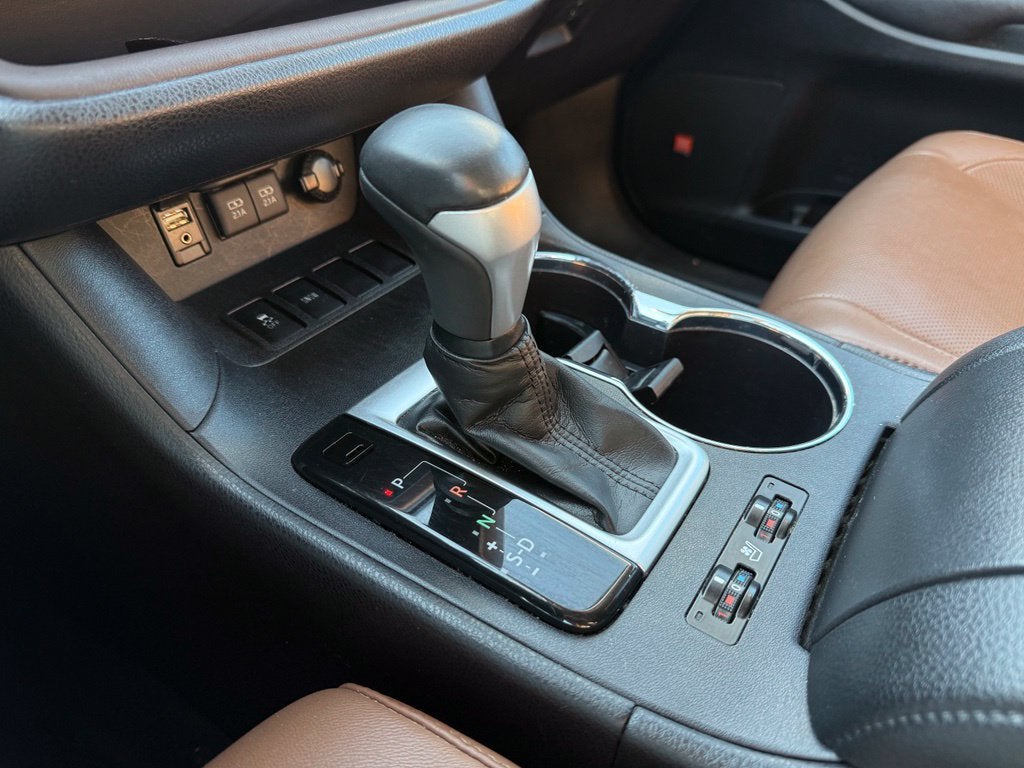2018 Toyota Highlander Limited Platinum