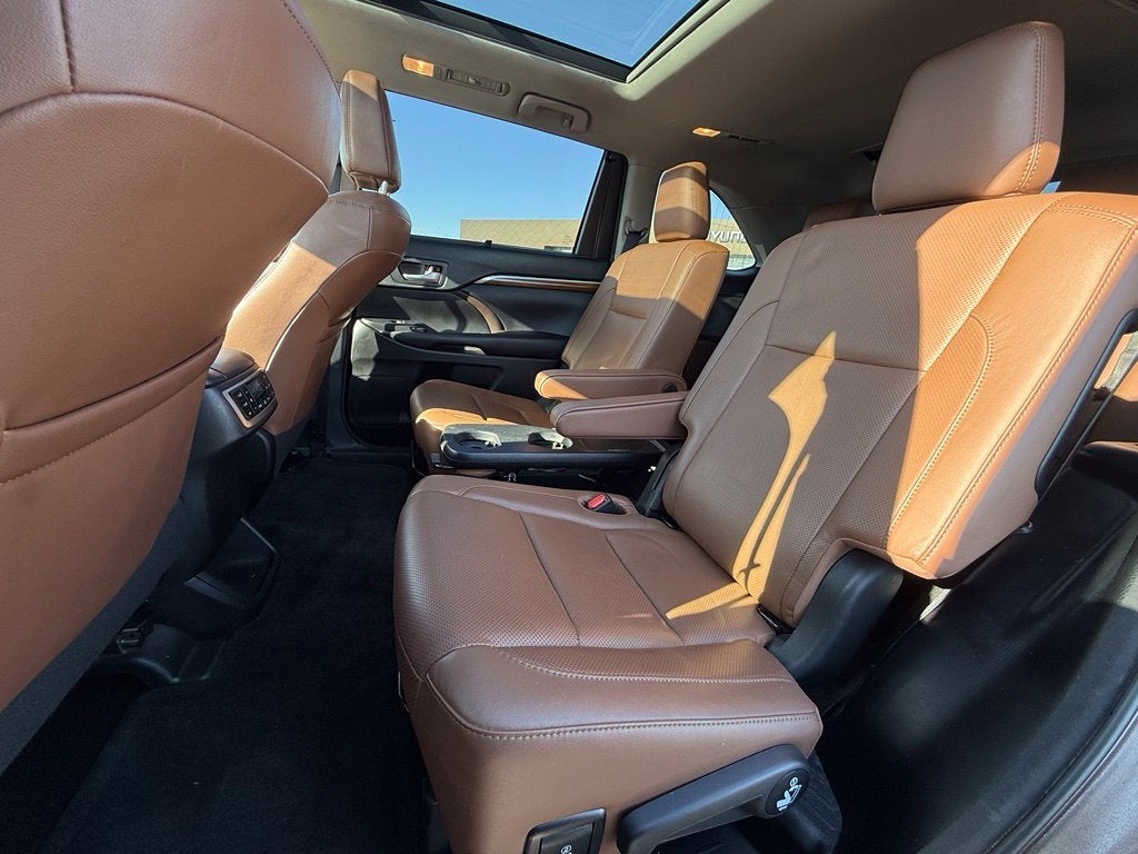 2018 Toyota Highlander Limited Platinum