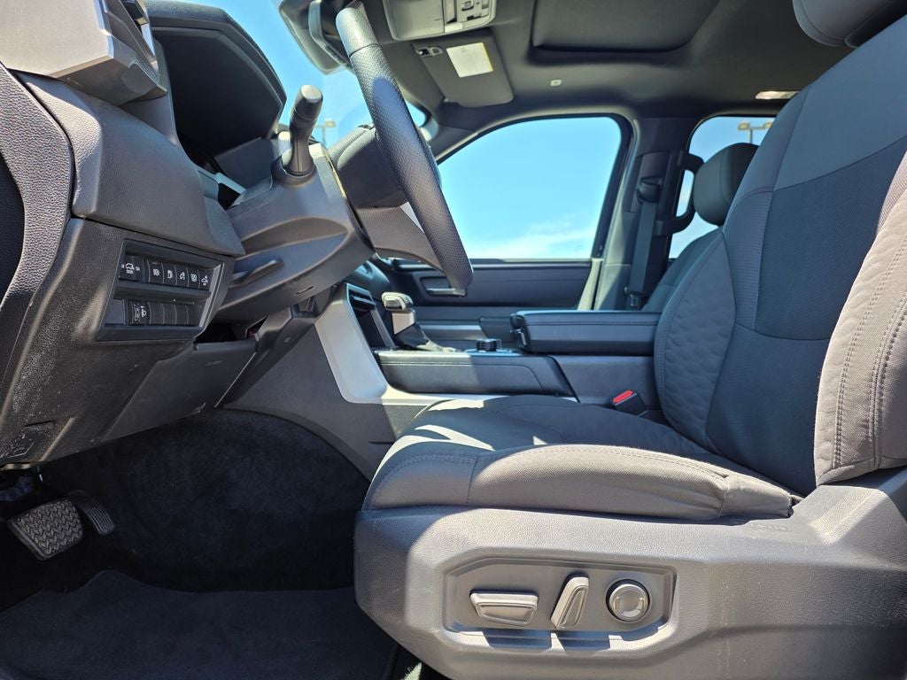 2025 Toyota Sequoia SR5