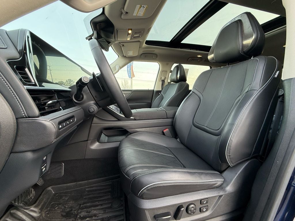 2025 INFINITI QX80 SENSORY