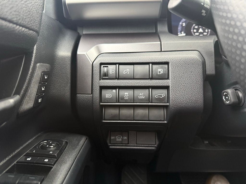 2025 Toyota 4Runner TRD Off-Road Premium Tech Package