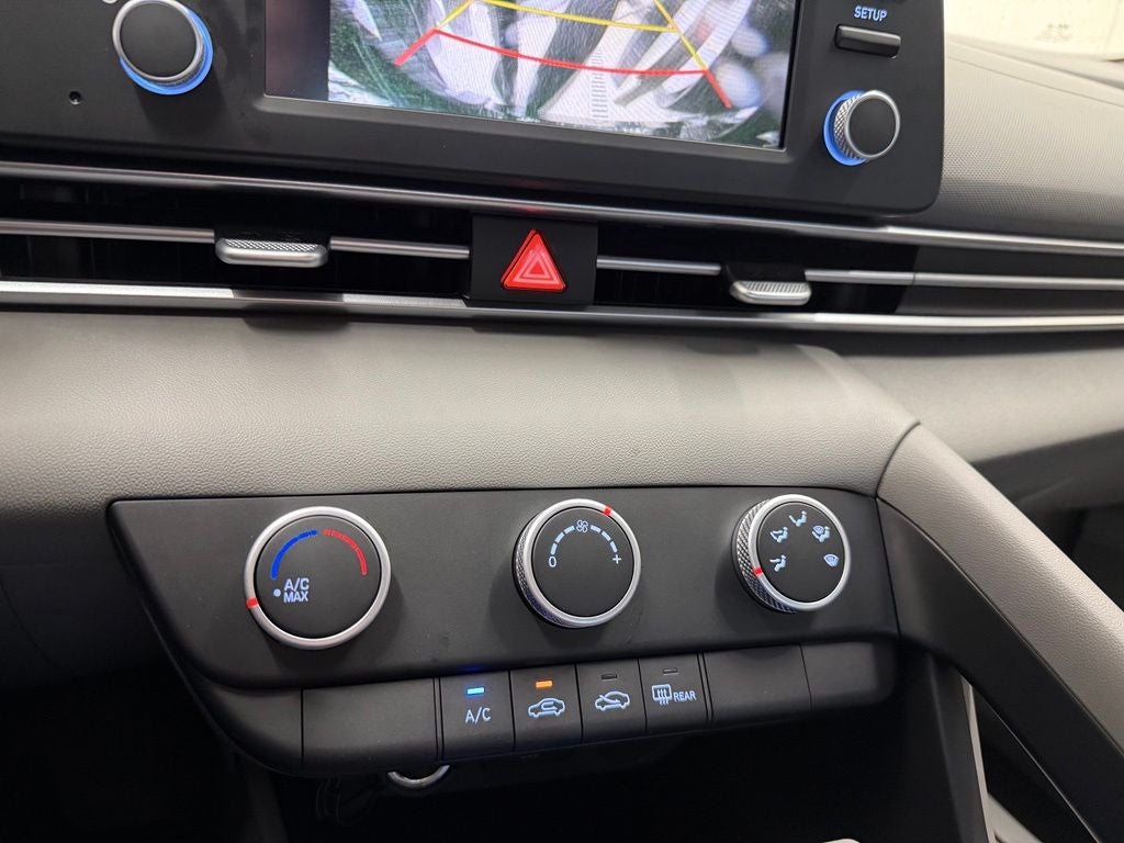 2024 Hyundai Elantra SE CPO Eligible