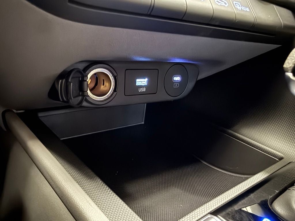 2024 Hyundai Elantra SE CPO Eligible
