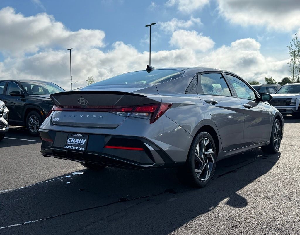 2025 Hyundai Elantra SEL Sport