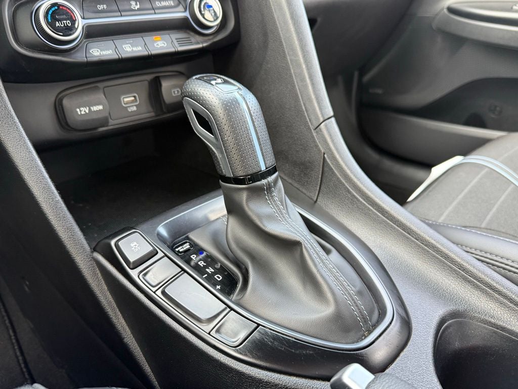 2022 Hyundai Veloster N Base