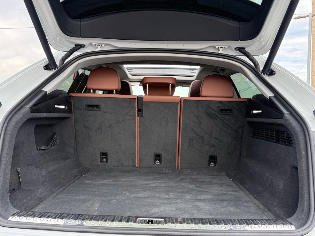 2020 Audi Q8 55 Premium Plus quattro