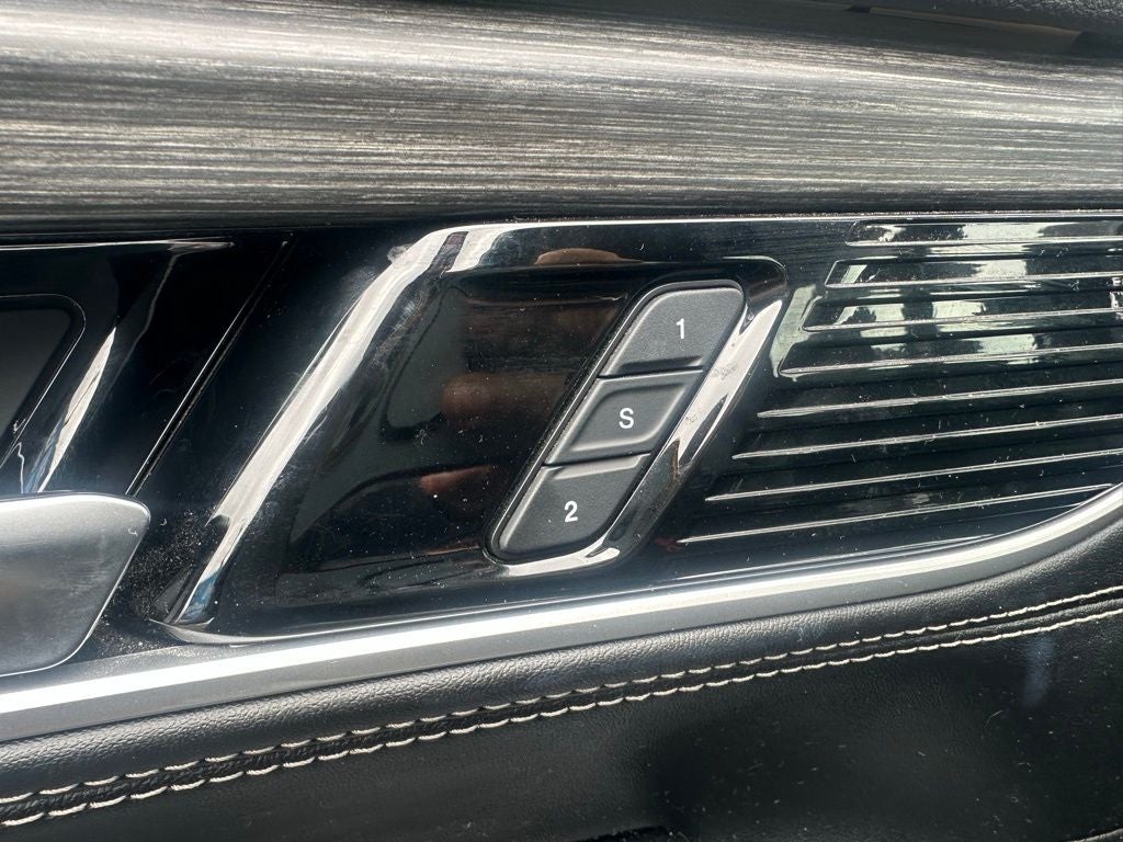 2023 Jeep Wagoneer Series III