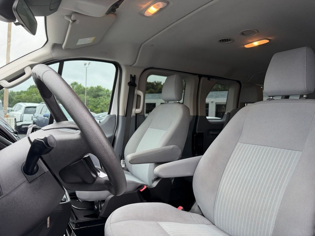2019 Ford Transit-350 XLT 15 Passenger / Clean Carfax / Low Miles