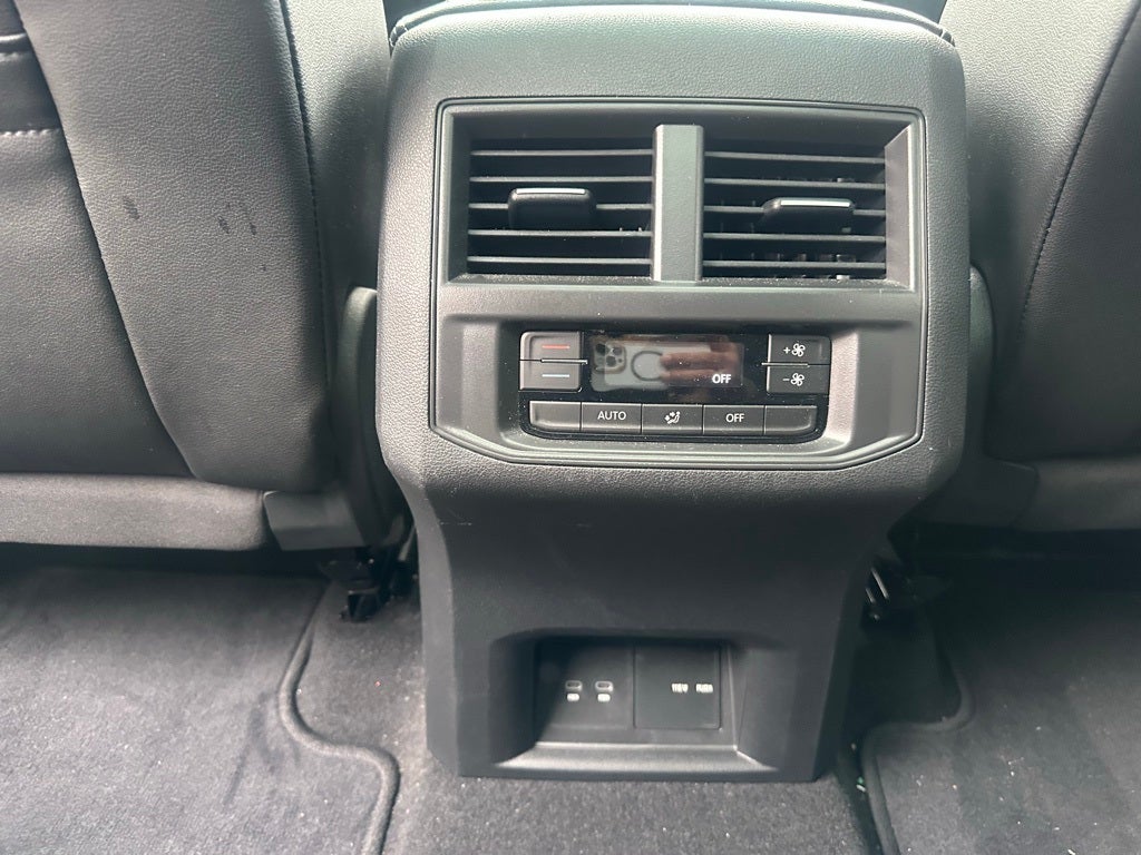 2023 Volkswagen Atlas SEL