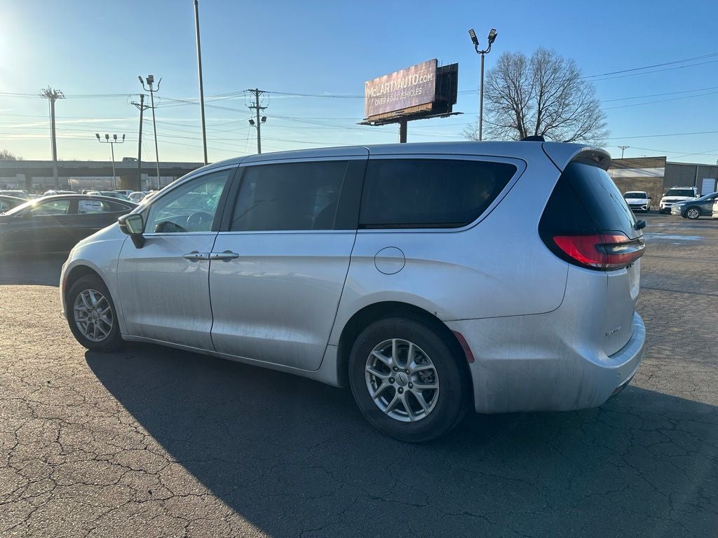 2024 Chrysler Pacifica Touring L