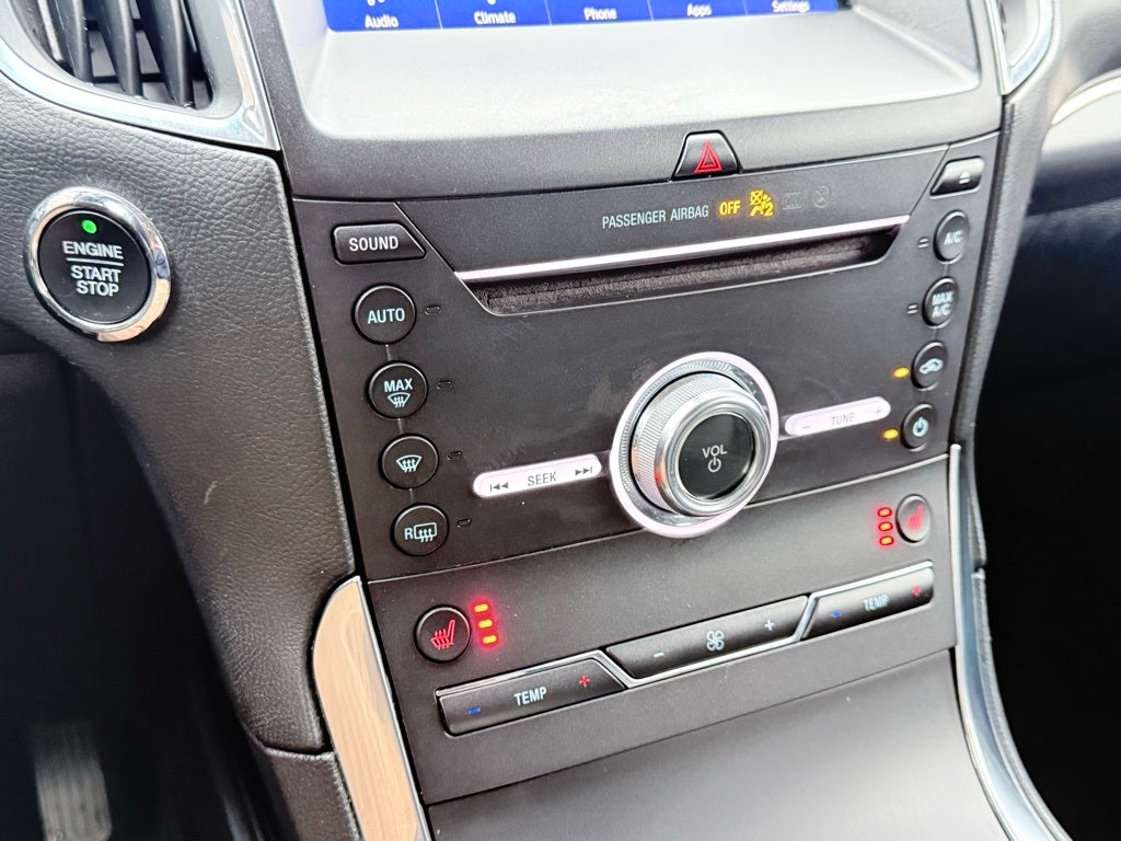 2020 Ford Edge Titanium