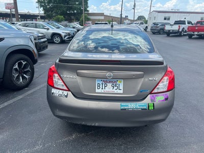 2013 Nissan Versa 1.6 SV