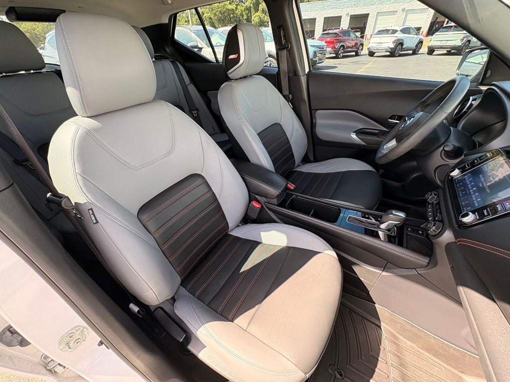 2021 Nissan Kicks SR