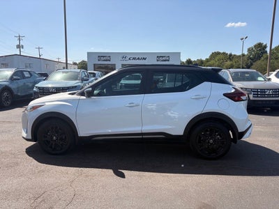 2021 Nissan Kicks SR