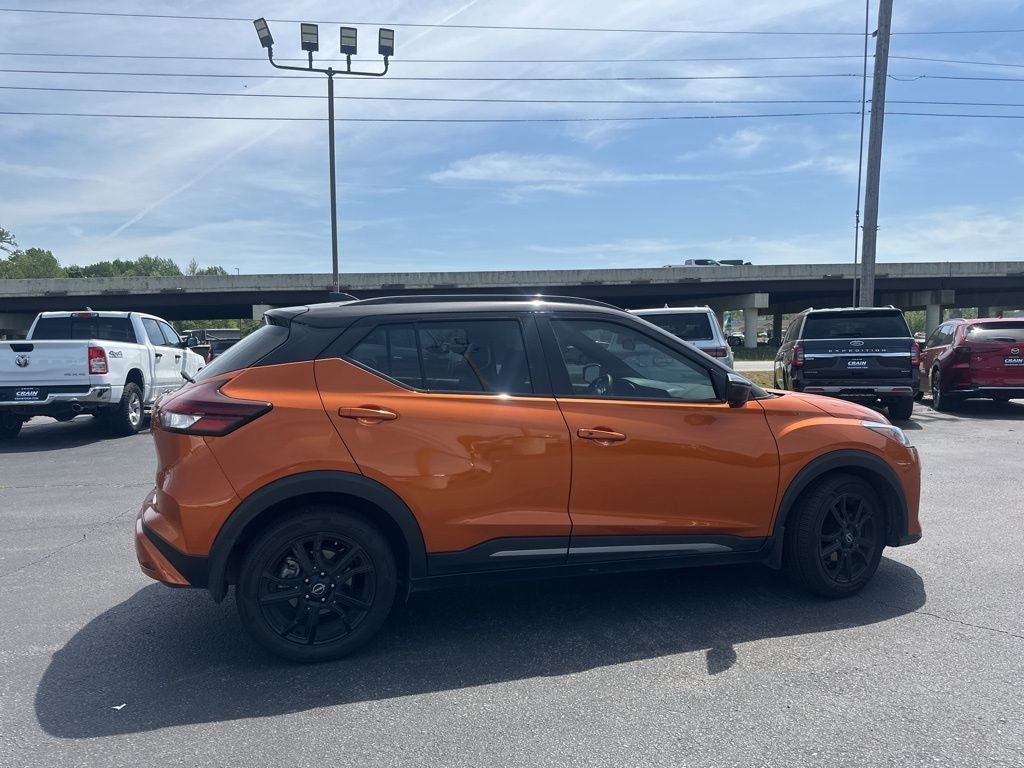 2024 Nissan Kicks SR