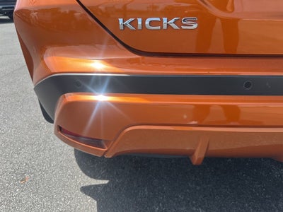 2024 Nissan Kicks SR