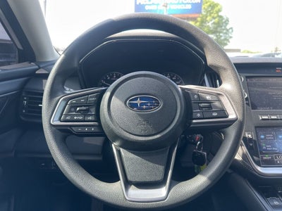 2024 Subaru Legacy Base Super Clean / STARLINK/Apple CarPlay/Android Auto