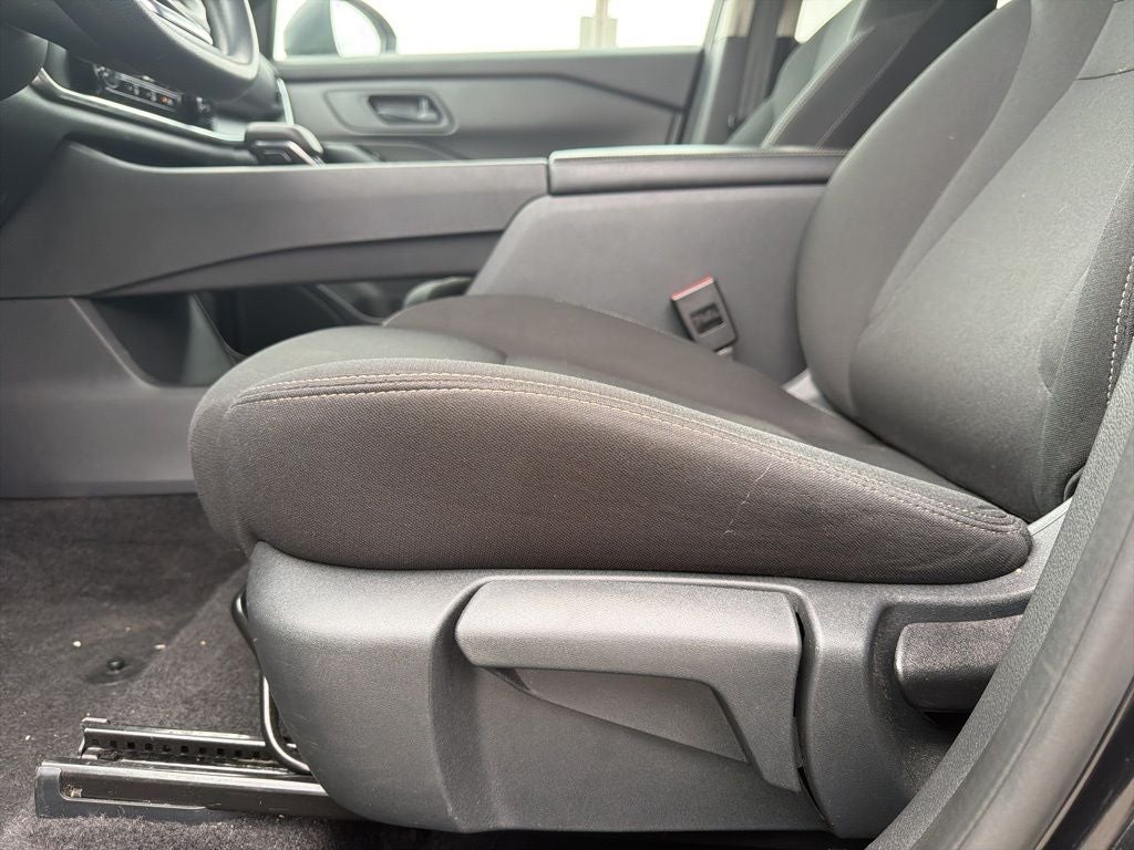 2024 Nissan Rogue S 1-Owner / Rear Parking / NissanConnect featuring A