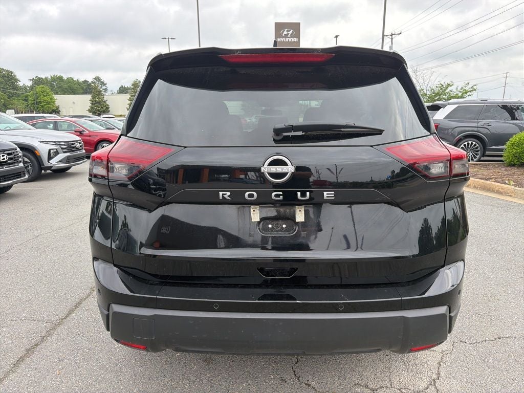 2024 Nissan Rogue S 1-Owner / Rear Parking / NissanConnect featuring A