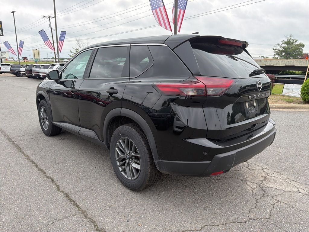 2024 Nissan Rogue S 1-Owner / Rear Parking / NissanConnect featuring A