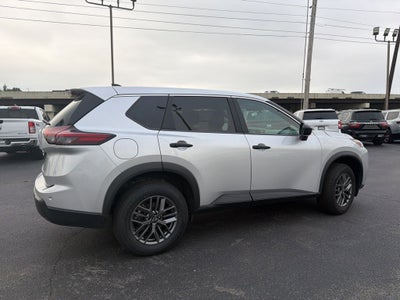 2024 Nissan Rogue S 1-Owner / Rear Parking Sensors / NissanConnect fea