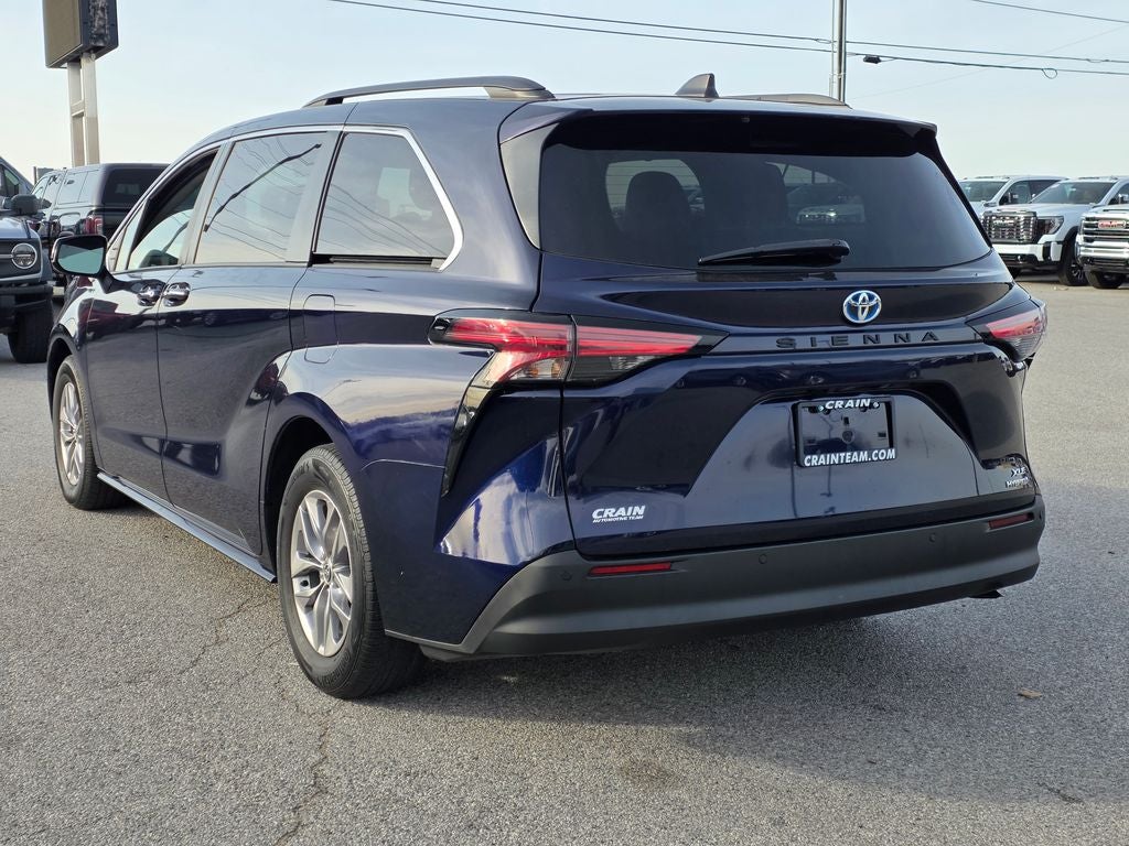 2022 Toyota Sienna XLE 7 Passenger