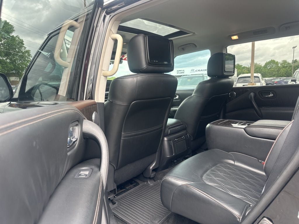 2022 Nissan Armada Platinum Captain's Chairs Package / NissanConnect featuring