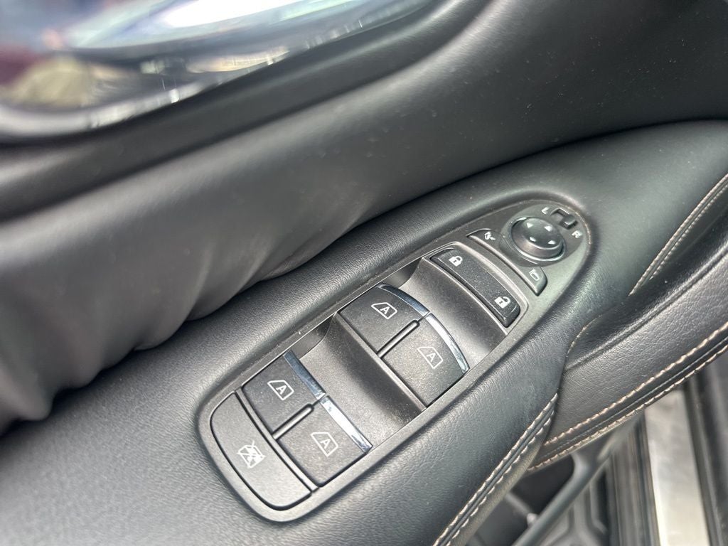 2022 Nissan Armada Platinum Captain's Chairs Package / NissanConnect featuring