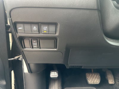 2022 Nissan Armada Platinum Captain's Chairs Package / NissanConnect featuring