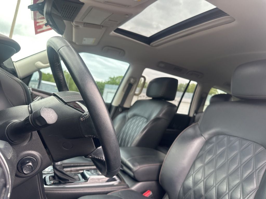 2022 Nissan Armada Platinum Captain's Chairs Package / NissanConnect featuring