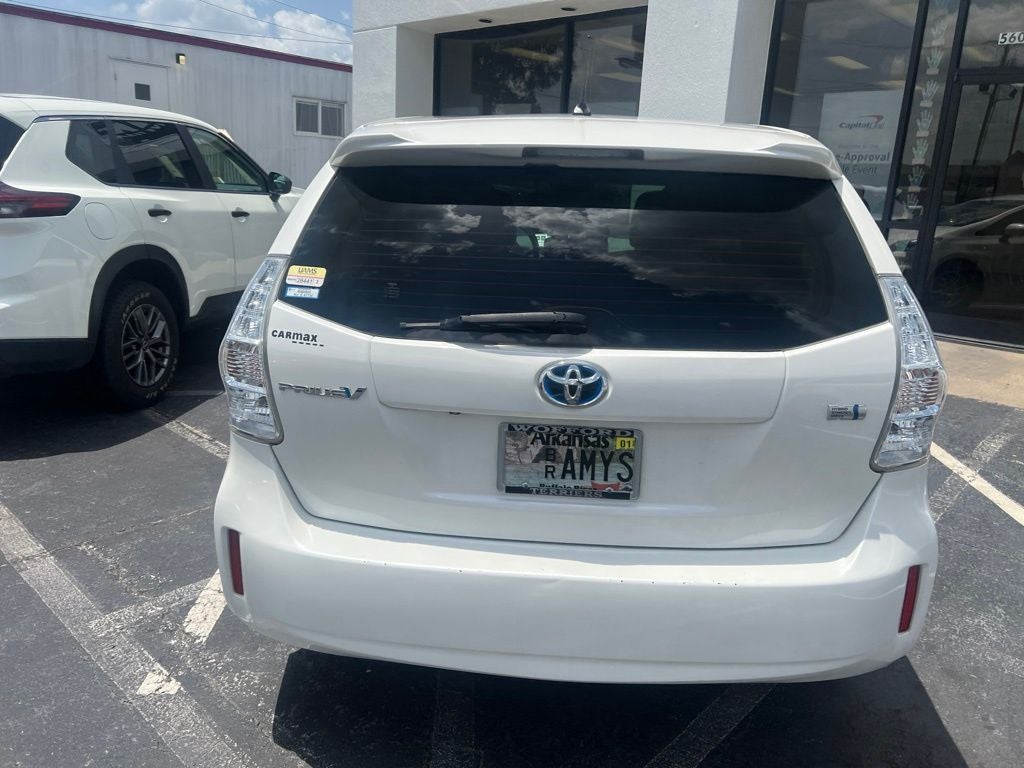 2013 Toyota Prius v Two