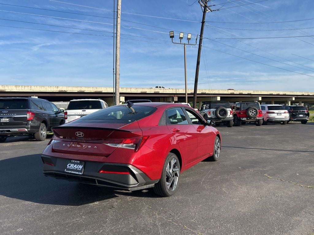 2025 Hyundai Elantra SEL Sport
