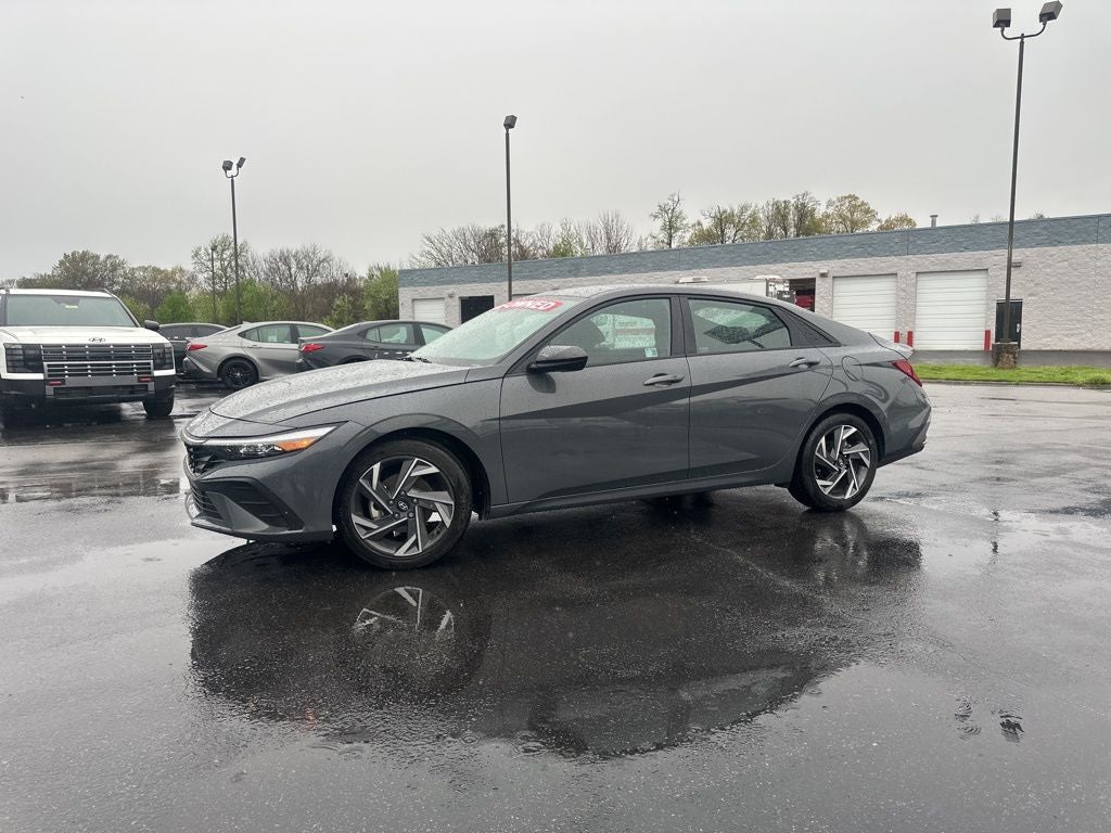 2025 Hyundai Elantra SEL Sport