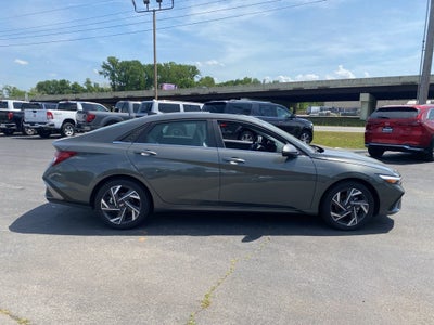 2025 Hyundai Elantra Limited