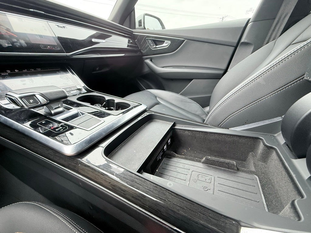 2020 Audi Q8 55 Premium Plus quattro