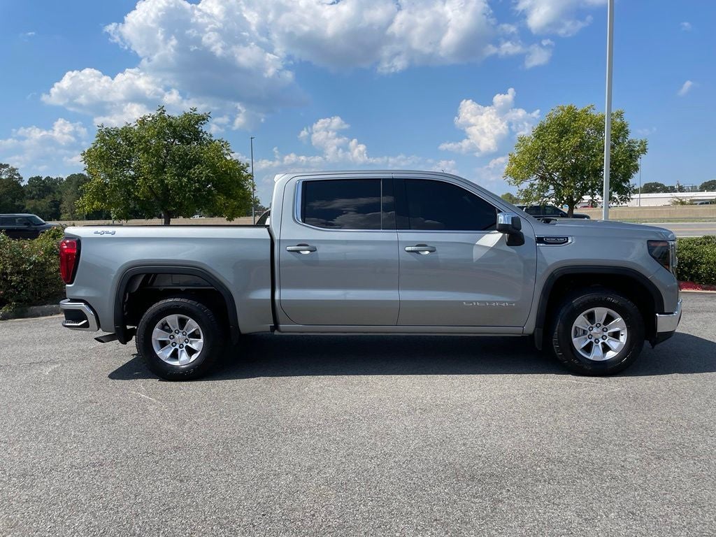 2025 GMC Sierra 1500 SLE