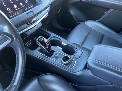 2023 Cadillac XT4 Premium Luxury