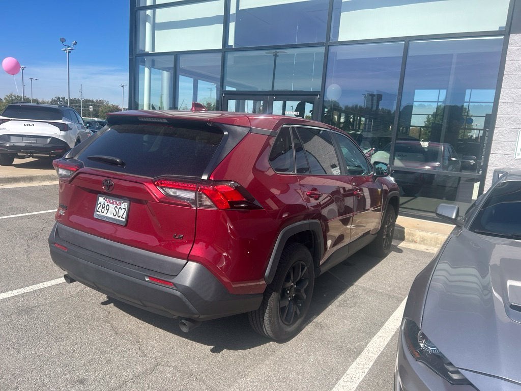 2022 Toyota RAV4 LE